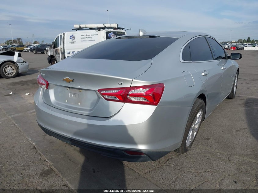 2019 Chevrolet Malibu VIN 1G1ZD5ST3KF104278 IAAI salvage auction — LEFT SIDE, Salvage Title, sold $1,700 on 2026-07-09 (photo 4)