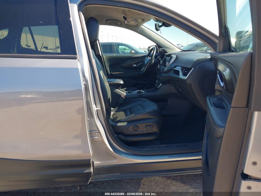 2023 Gmc Terrain VIN 3GKALVEG0PL158192 IAAI salvage auction — SIDE, Salvage Title, sold $7,200 on 2026-07-30 (photo 5)