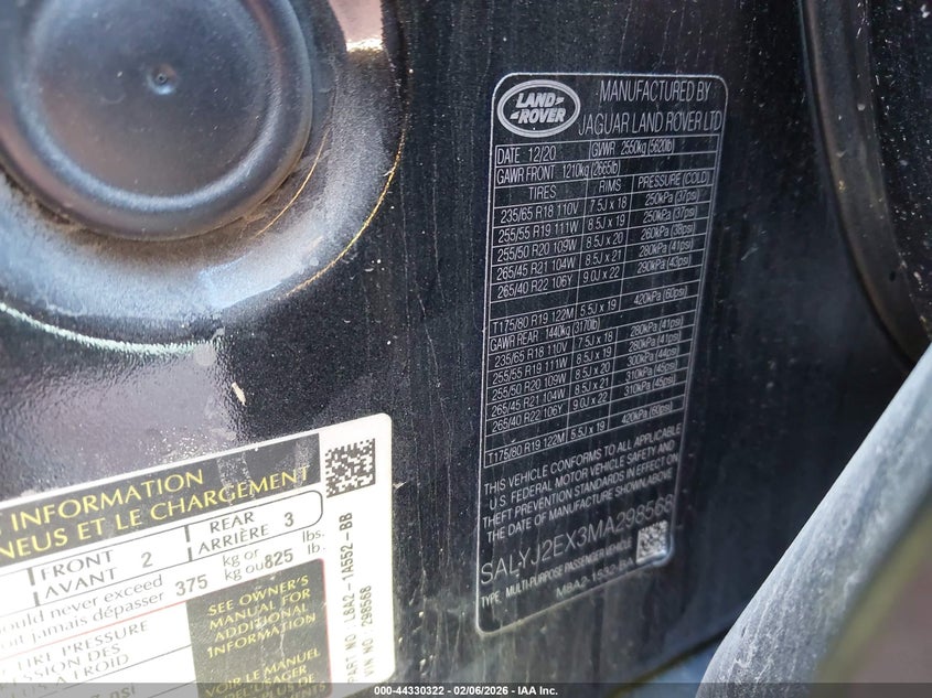 2021 Land rover Range rover velar VIN SALYJ2EX3MA298568 IAAI salvage auction — FRONT END, Clear (Oklahoma), sold $10,700 on 2026-07-10 (photo 9)