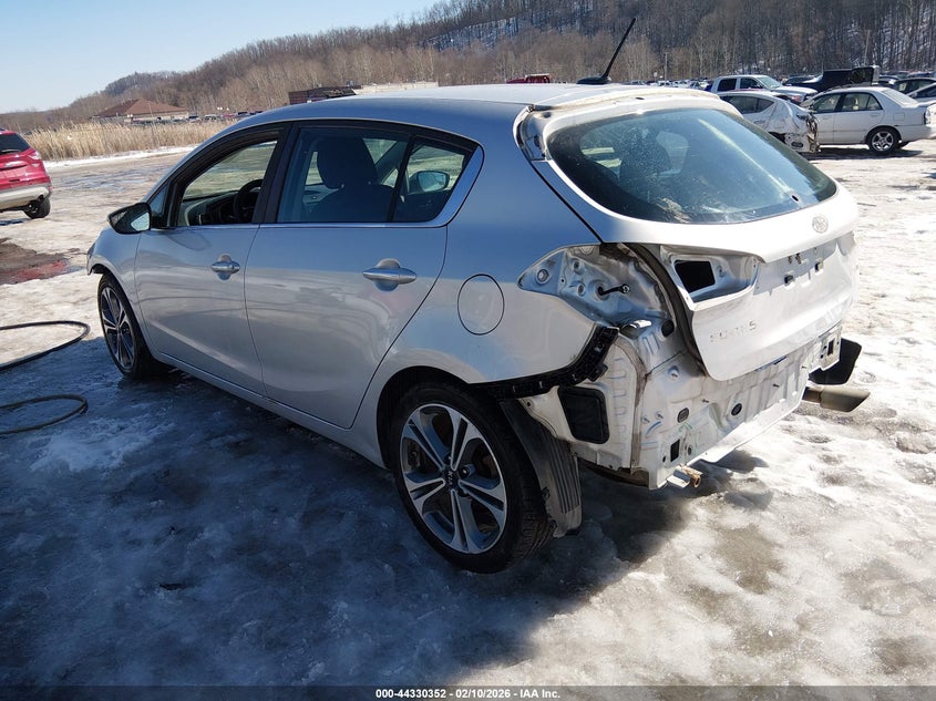 2016 Kia Forte VIN KNAFX5A80G5627587 IAAI salvage auction — FRONT & REAR, Original (West Virginia), sold $525 on 2026-07-19 (photo 3)
