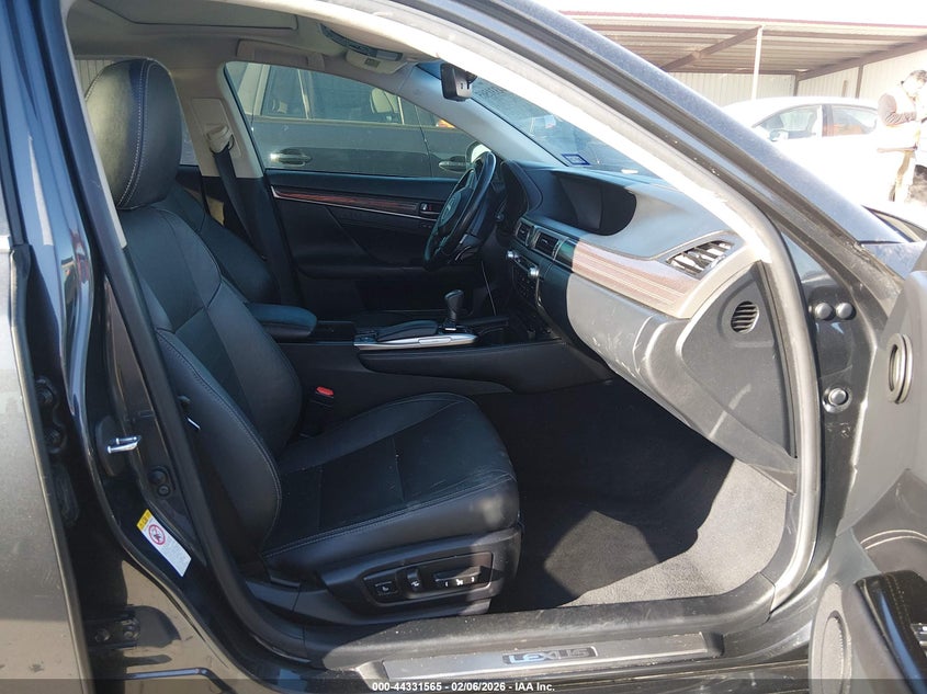 2017 Lexus Gs VIN JTHBZ1BL8HA011036 IAAI salvage auction — REAR END, Salvage Title, sold $7,100 on 2026-07-14 (photo 5)