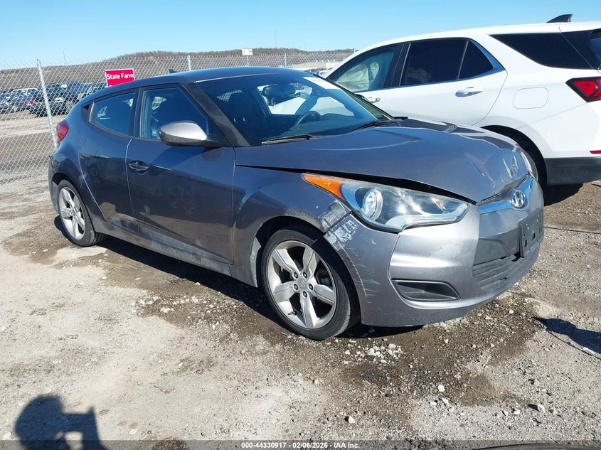 2014 Hyundai Veloster VIN KMHTC6AD8EU186522 IAAI salvage auction — RIGHT SIDE, Salvage (Oklahoma), sold $425 on 2026-07-28 (photo 1)