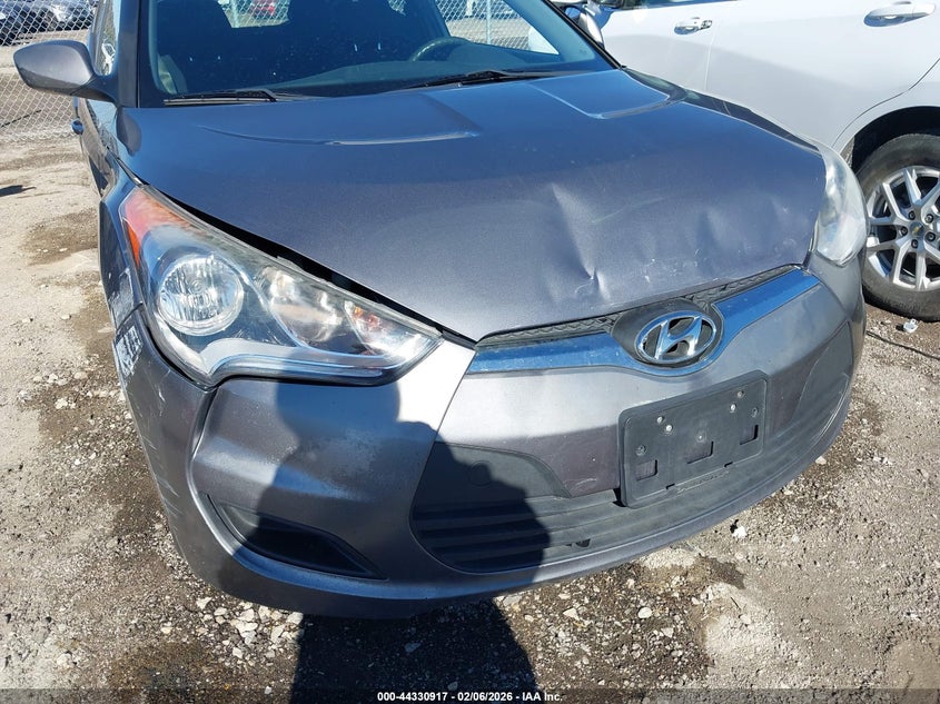 2014 Hyundai Veloster VIN KMHTC6AD8EU186522 IAAI salvage auction — RIGHT SIDE, Salvage (Oklahoma), sold $425 on 2026-07-28 (photo 6)