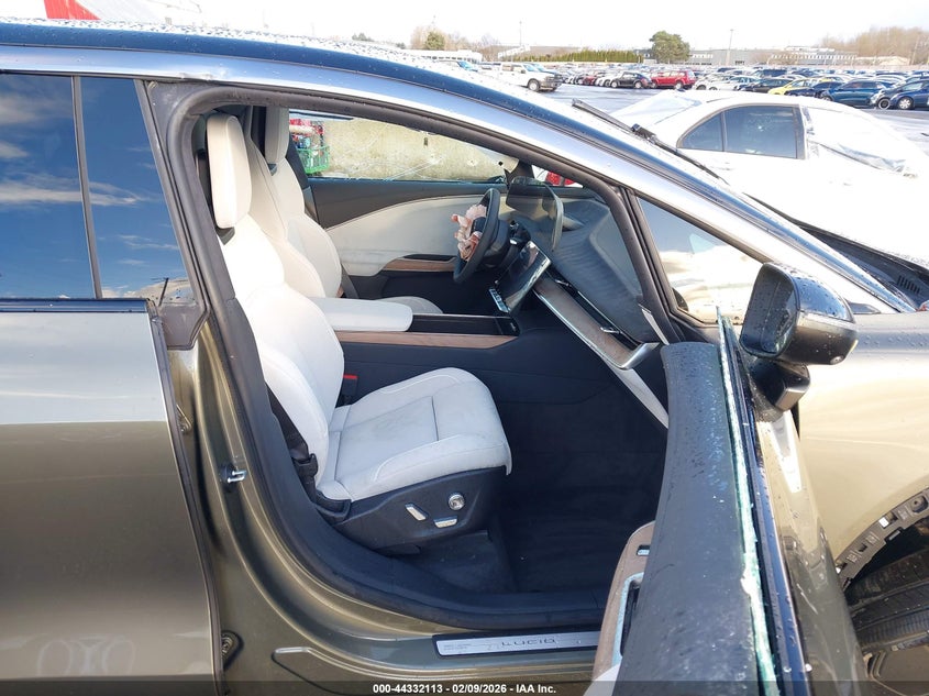 2026 Lucid VIN 7UUG1GHJXTA018635 IAAI salvage auction — FRONT END, Salvage Title, sold $14,025 on 2026-09-24 (photo 5)