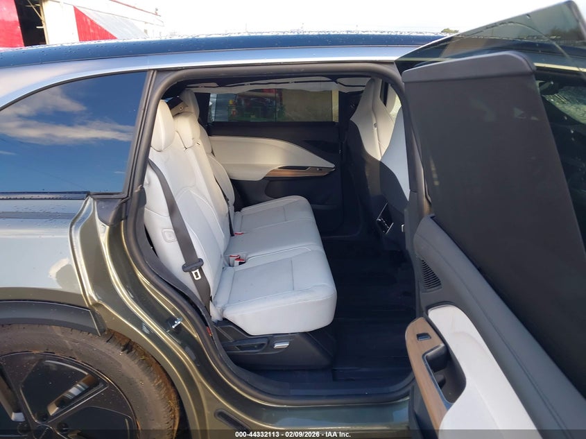 2026 Lucid VIN 7UUG1GHJXTA018635 IAAI salvage auction — FRONT END, Salvage Title, sold $14,025 on 2026-09-24 (photo 8)