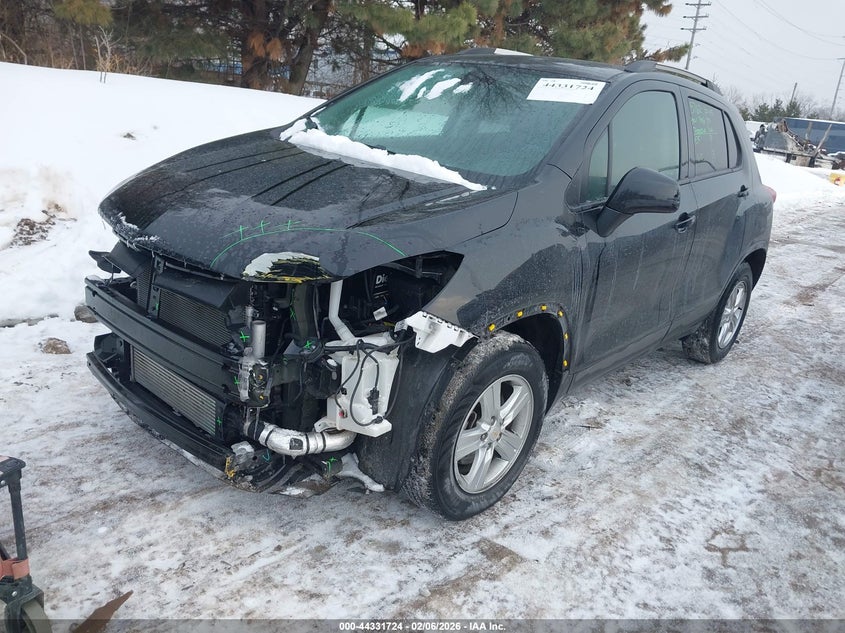 2022 Chevrolet Trax VIN KL7CJPSM1NB564820 IAAI salvage auction — FRONT END, Salvage (Indiana), sold $3,350 on 2026-07-16 (photo 2)
