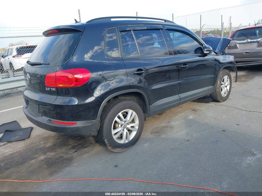 2016 Volkswagen Tiguan VIN WVGAV7AX5GW520045 IAAI salvage auction — FRONT END, Rebuildable (Florida), sold $325 on 2026-08-03 (photo 4)