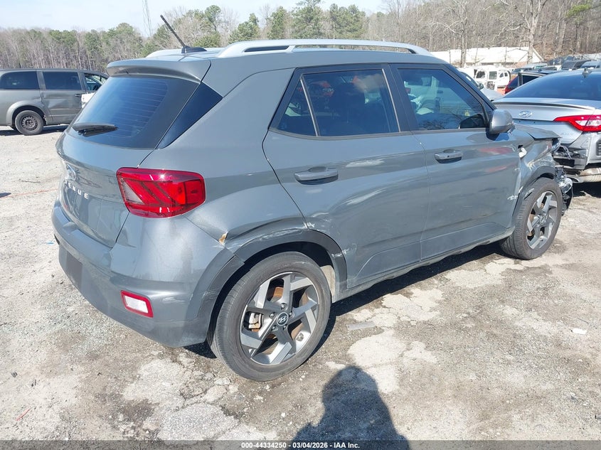 2024 Hyundai Venue VIN KMHRC8A36RU315747 IAAI salvage auction — FRONT & REAR, Salvage Title, sold $3,725 on 2026-07-15 (photo 4)