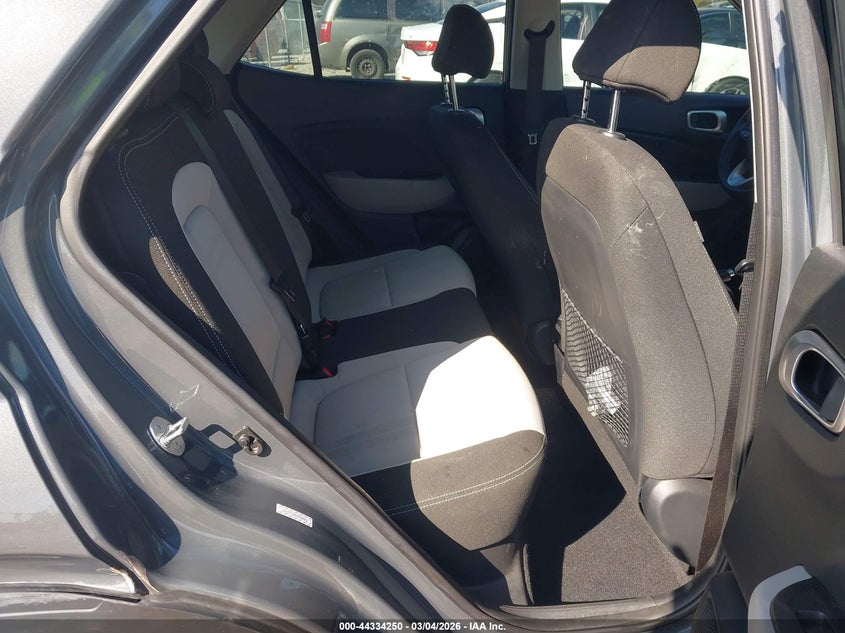 2024 Hyundai Venue VIN KMHRC8A36RU315747 IAAI salvage auction — FRONT & REAR, Salvage Title, sold $3,725 on 2026-07-15 (photo 8)