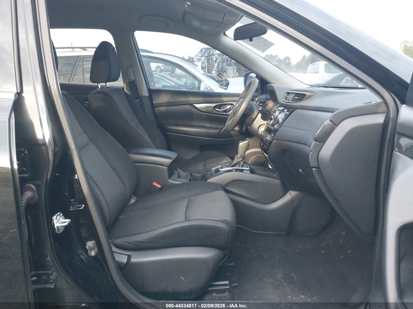2017 Nissan Rogue VIN JN8AT2MTXHW145281 IAAI salvage auction — FRONT END, Salvage Title, sold $1,425 on 2026-07-10 (photo 5)