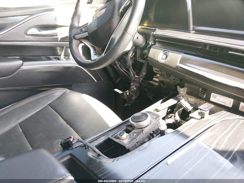2023 Cadillac Escalade VIN 1GYS4FKL1PR561928 IAAI salvage auction — THEFT, Salvage Title, sold $29,500 on 2026-07-22 (photo 6)