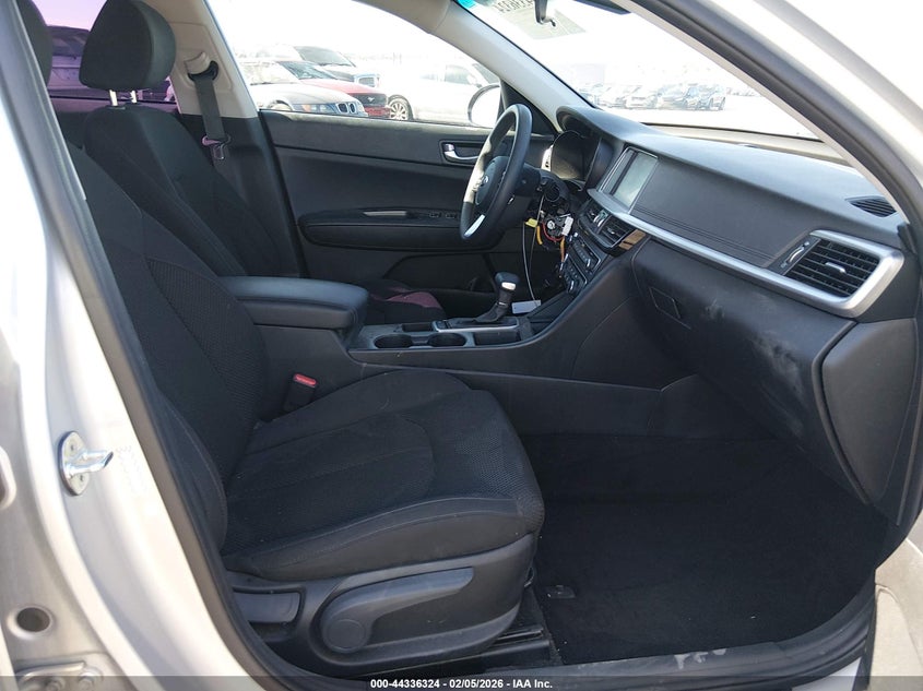2019 Kia Optima VIN 5XXGT4L32KG373545 IAAI salvage auction — THEFT, Salvage (Nevada), sold $3,375 on 2026-07-24 (photo 5)