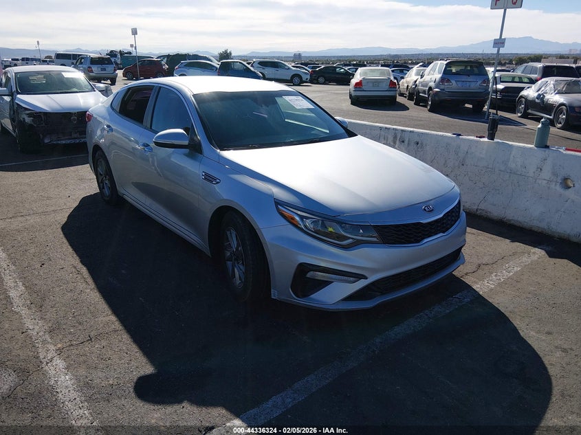 2019 Kia Optima VIN 5XXGT4L32KG373545 IAAI salvage auction — THEFT, Salvage (Nevada), sold $3,375 on 2026-07-24 (photo 1)