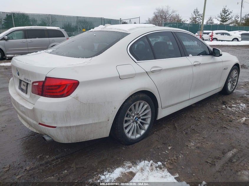 2013 BMW 5er VIN WBAFU7C54DDU67979 IAAI salvage auction — UNDERCARRIAGE, Salvage (Indiana), sold $925 on 2026-07-21 (photo 4)