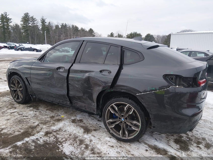 2019 BMW X4 VIN 5UXUJ5C52KLJ64126 IAAI salvage auction — LEFT SIDE, Salvage Title, sold $15,500 on 2026-08-22 (photo 6)