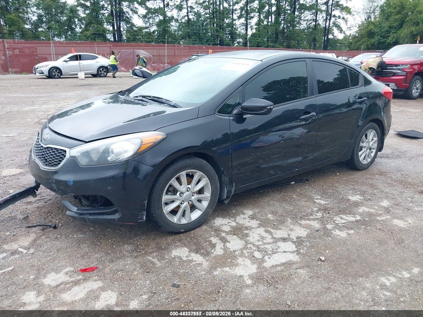 2015 Kia Forte VIN KNAFK4A64F5378961 IAAI salvage auction — RIGHT SIDE, Salvage Title, sold $350 on 2026-07-16 (photo 2)
