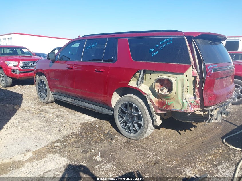 2021 Chevrolet Suburban VIN 1GNSKEKD1MR201012 IAAI salvage auction — REAR END, Clear (Oklahoma), sold $15,500 on 2026-07-28 (photo 3)