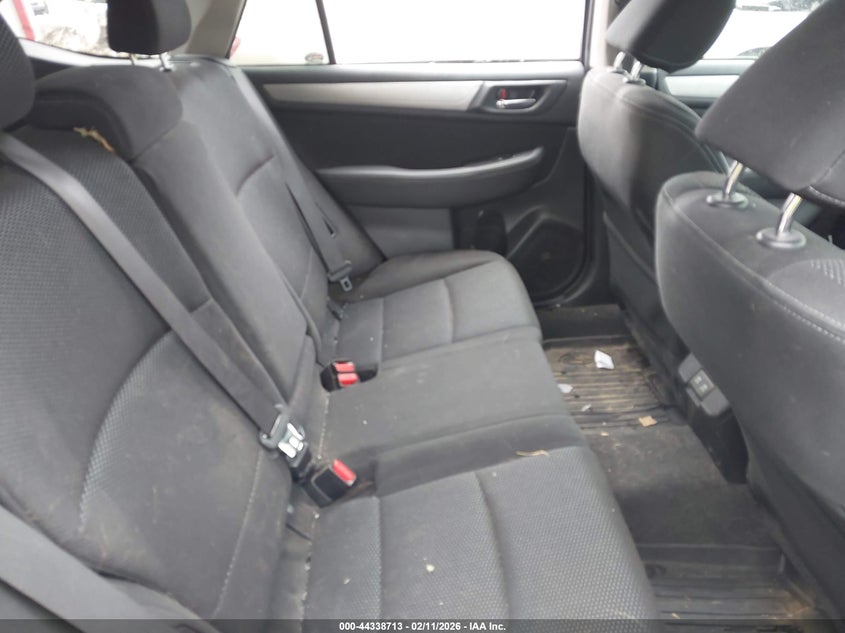 2019 Subaru Outback VIN 4S4BSAFC9K3206957 IAAI salvage auction — LEFT SIDE, Salvage Title, sold $2,175 on 2026-09-15 (photo 8)