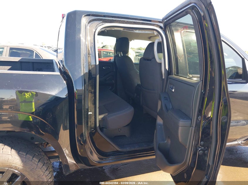 2023 Nissan Navara (frontier) VIN 1N6ED1EK6PN654828 IAAI salvage auction — RIGHT FRONT, Salvage Title, sold $7,600 on 2026-07-28 (photo 8)