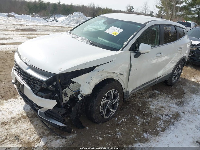 2024 Kia Sportage VIN KNDPUCDF2R7273531 IAAI salvage auction — LEFT FRONT, Salvage Title, sold $6,550 on 2026-07-28 (photo 2)