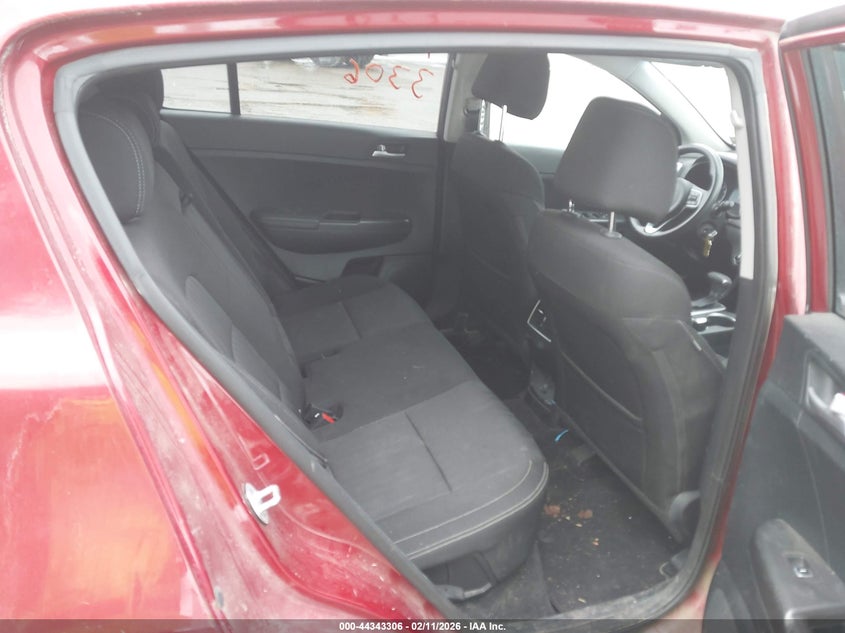2017 Kia Sportage VIN KNDPMCAC6H7076189 IAAI salvage auction — FRONT END, Salvage Title, sold $2,350 on 2026-07-20 (photo 8)