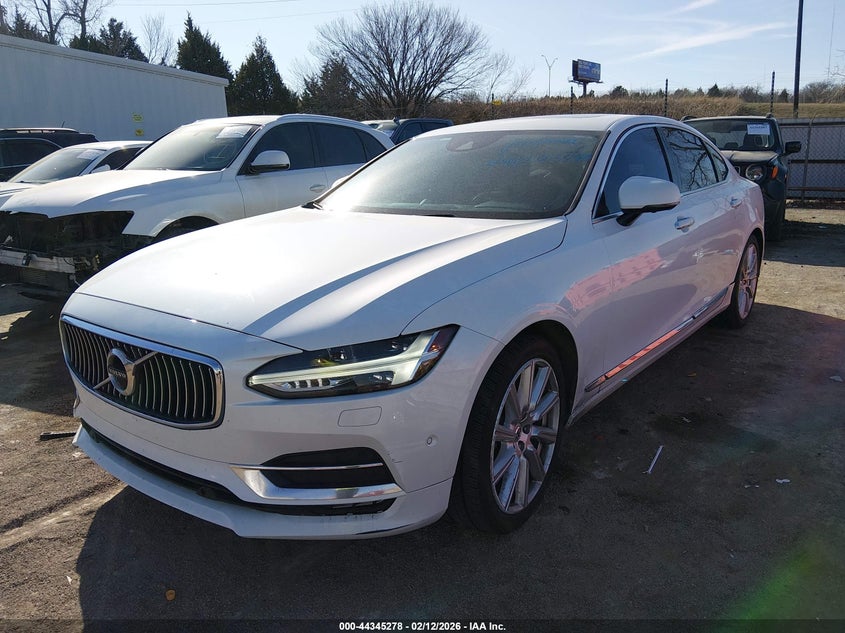 2018 Volvo S90 VIN LVY992ML1JP020756 IAAI salvage auction — REAR END, Clear (Oklahoma), sold $4,500 on 2026-07-12 (photo 2)