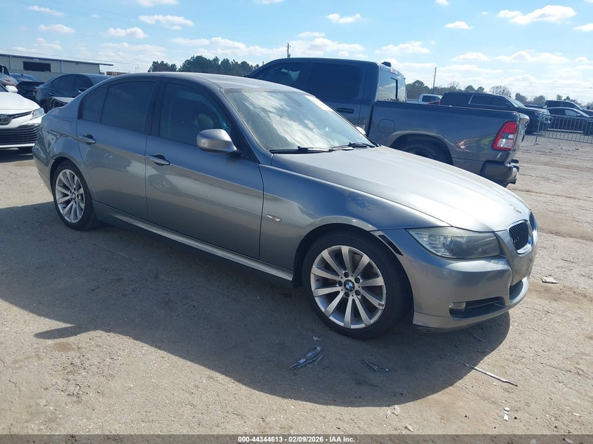 2011 BMW 3er VIN WBAPH5C52BA446687 IAAI salvage auction — REAR END, Salvage (Texas), sold $1,175 on 2026-07-15 (photo 1)