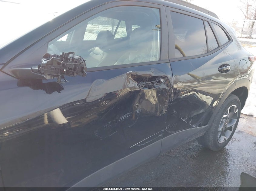 2025 Chevrolet Trax VIN KL77LHEP0SC114623 IAAI salvage auction — FRONT END, Salvage Title, sold $50 on 2026-07-27 (photo 6)
