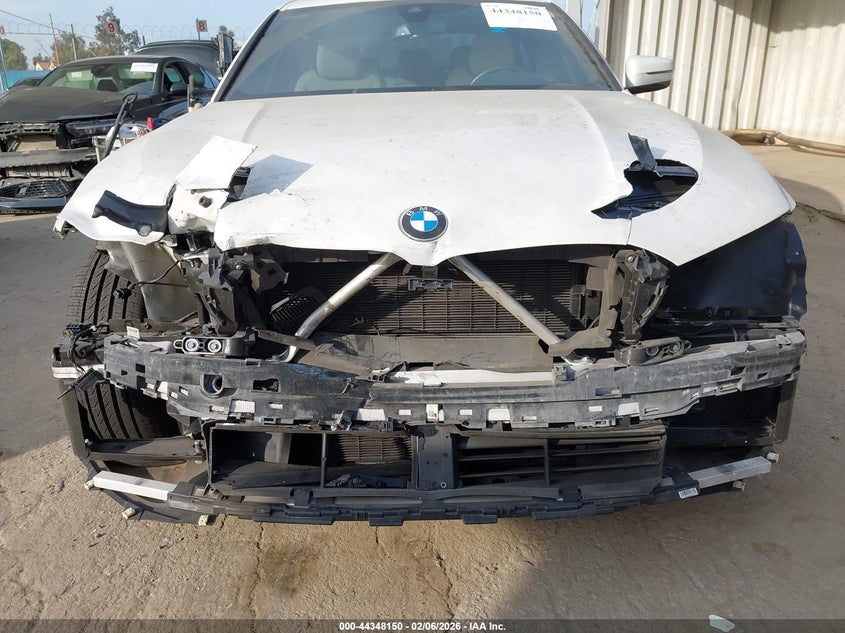 2019 BMW 3er VIN WBA5R1C56KAK12288 IAAI salvage auction — FRONT END, Salvage (California), sold $7,100 on 2026-08-19 (photo 6)