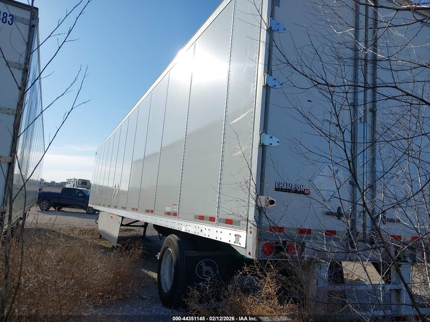 2023 Great dane trailers Tl VIN 1GR1P0625PJ515384 IAAI salvage auction — SIDE, Salvage (Maine), sold $9,050 on 2026-08-12 (photo 3)