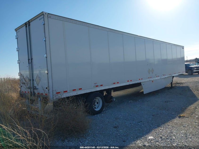 2023 Great dane trailers Tl VIN 1GR1P0625PJ515384 IAAI salvage auction — SIDE, Salvage (Maine), sold $9,050 on 2026-08-12 (photo 4)