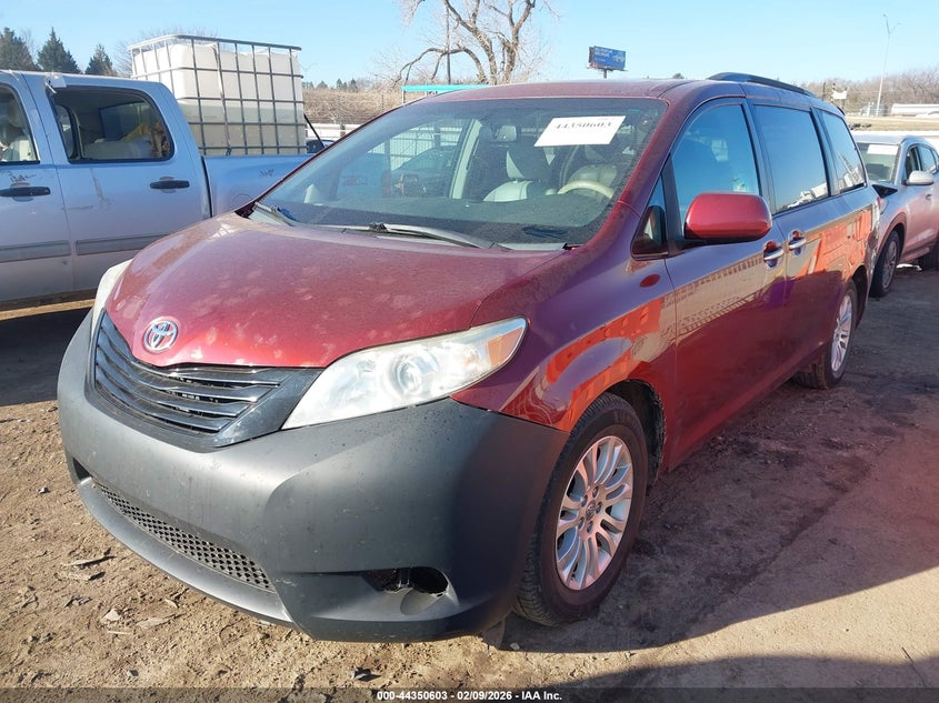 2011 Toyota Sienna VIN 5TDYK3DC1BS114608 IAAI salvage auction — REAR END, Clear (Oklahoma), sold $775 on 2026-07-08 (photo 2)