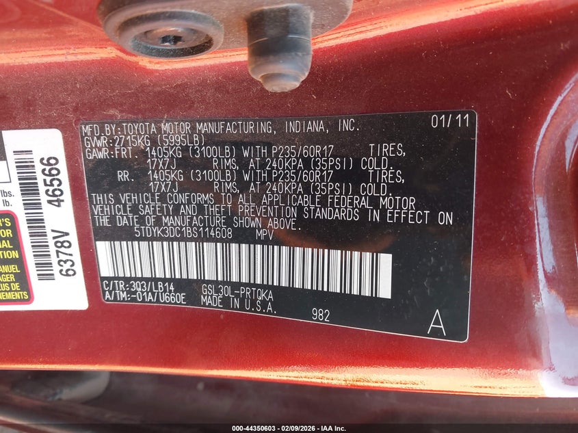 2011 Toyota Sienna VIN 5TDYK3DC1BS114608 IAAI salvage auction — REAR END, Clear (Oklahoma), sold $775 on 2026-07-08 (photo 9)