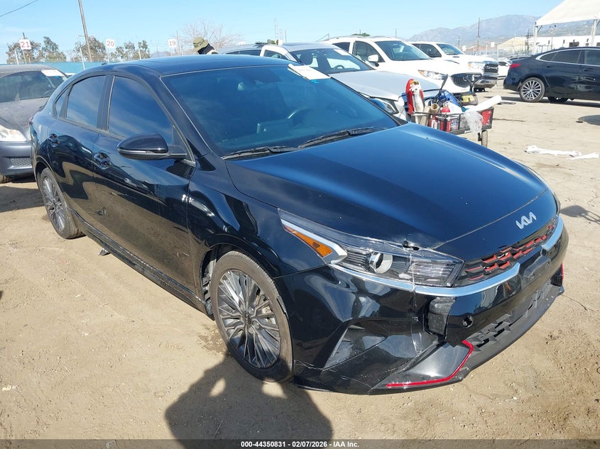 2024 Kia Forte VIN 3KPF54AD8RE779575 IAAI salvage auction — LEFT REAR, Salvage Title, sold $7,500 on 2026-07-08 (photo 1)