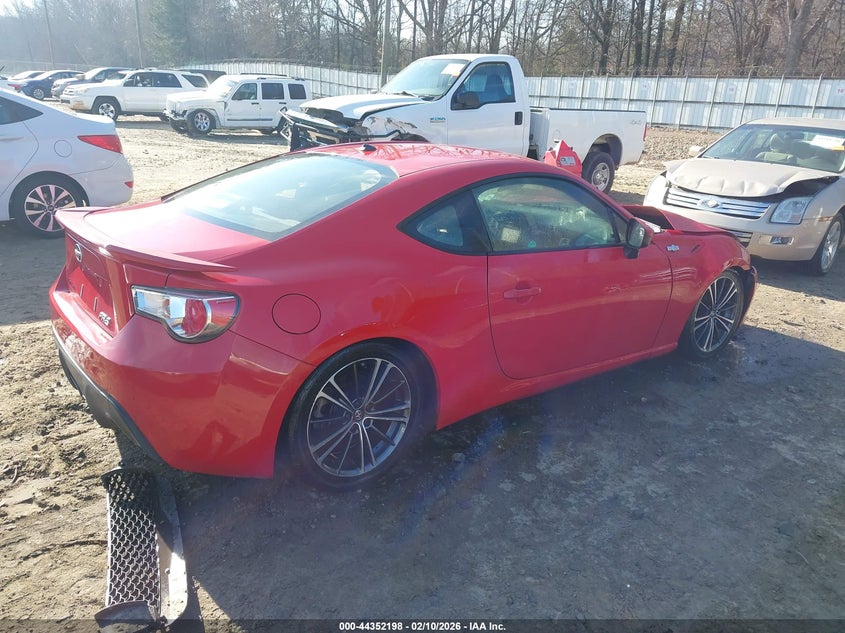 2014 Scion Fr-s VIN JF1ZNAA15E8704070 IAAI salvage auction — SIDE, Salvage Title, sold $600 on 2026-07-11 (photo 4)