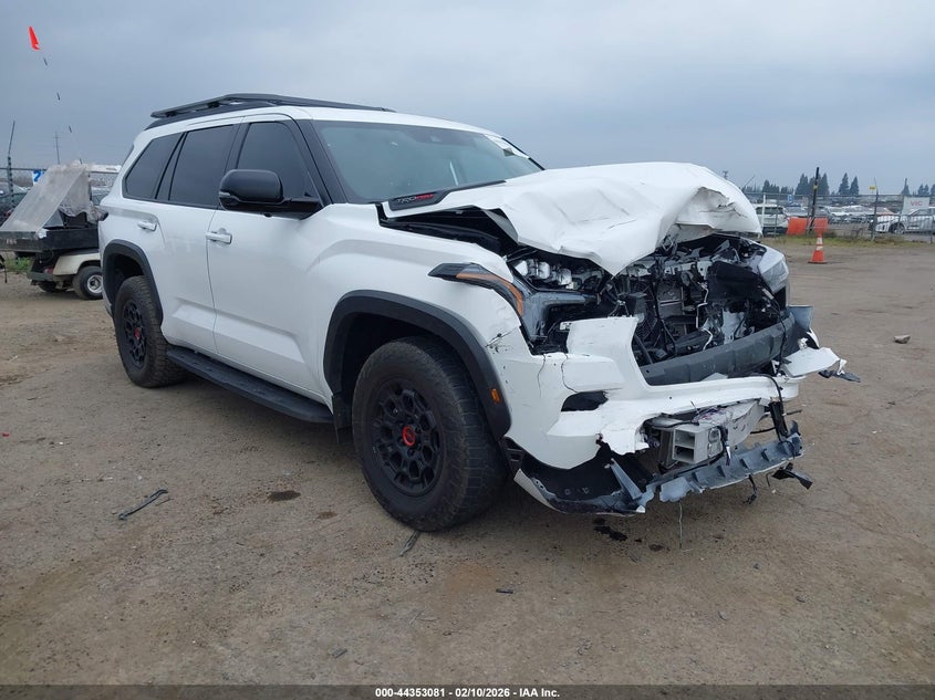 2024 Toyota Sequoia VIN 7SVAAABA7RX038557 IAAI salvage auction — Front End, Salvage (California), sold $35,600 on 2026-05-06 (photo 1)
