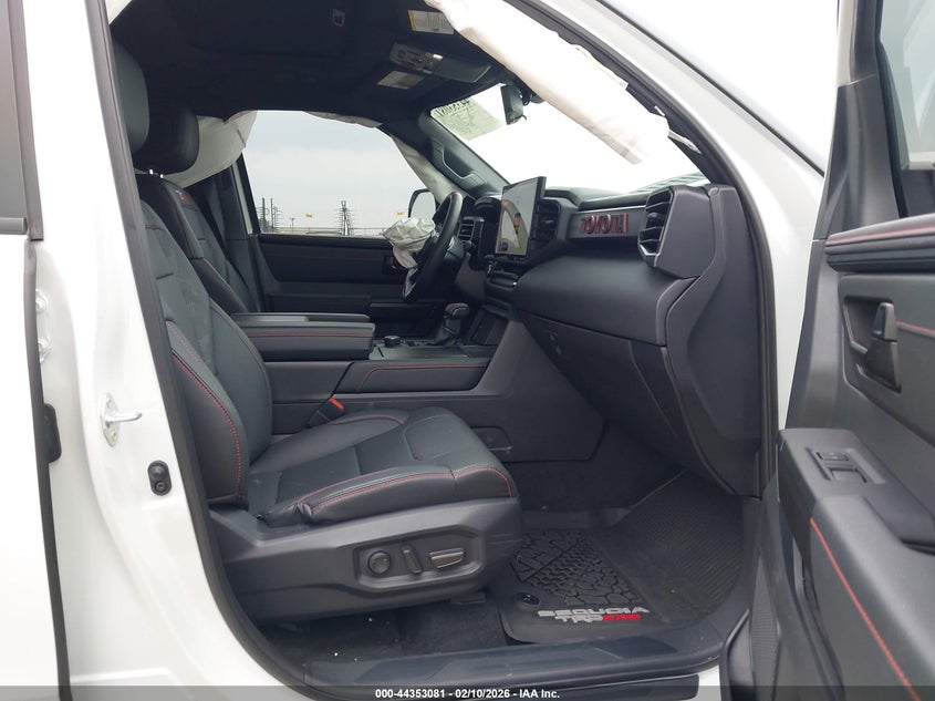 2024 Toyota Sequoia VIN 7SVAAABA7RX038557 IAAI salvage auction — Front End, Salvage (California), sold $35,600 on 2026-05-06 (photo 5)