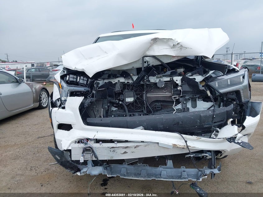 2024 Toyota Sequoia VIN 7SVAAABA7RX038557 IAAI salvage auction — Front End, Salvage (California), sold $35,600 on 2026-05-06 (photo 6)