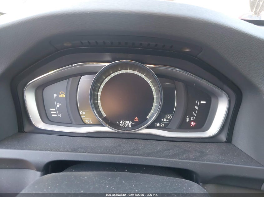 2017 Volvo V60 VIN YV140MSK1H1359087 IAAI salvage auction — FRONT END, Salvage (Illinois), sold $500 on 2026-08-13 (photo 7)