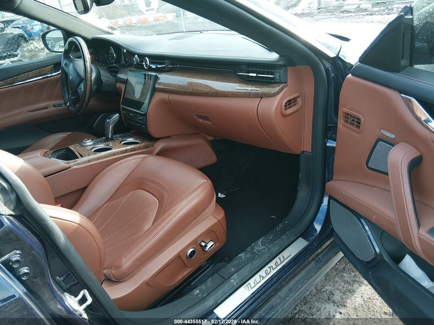 2021 Maserati Quattroporte VIN ZAM56YPL2M1376150 IAAI salvage auction — REAR END, Salvage Title, sold $12,150 on 2026-07-06 (photo 5)