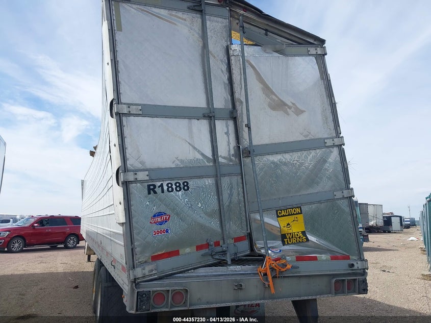 2018 Utility trailer mfg Utility trailer mfg VIN 1UYVS2538J2215213 IAAI salvage auction — ALL OVER, Regular (South Dakota), sold $25 on 2026-07-28 (photo 8)