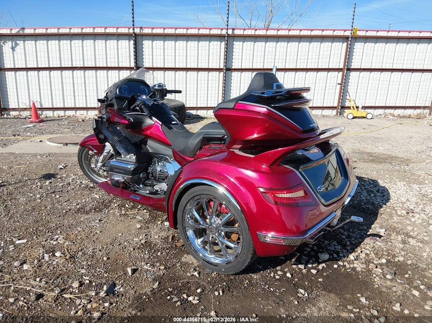 2021 Honda Gl1800c VIN JH2SC7950MK302008 IAAI salvage auction — FRONT END, Clear (Arkansas), sold $23,800 on 2026-08-06 (photo 3)