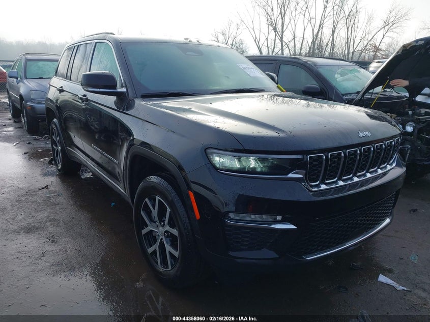 2024 Jeep Grand cherokee VIN 1C4RJHBG6RC179430 IAAI salvage auction — LEFT FRONT, Wait Title, sold $12,000 on 2026-08-01 (photo 1)