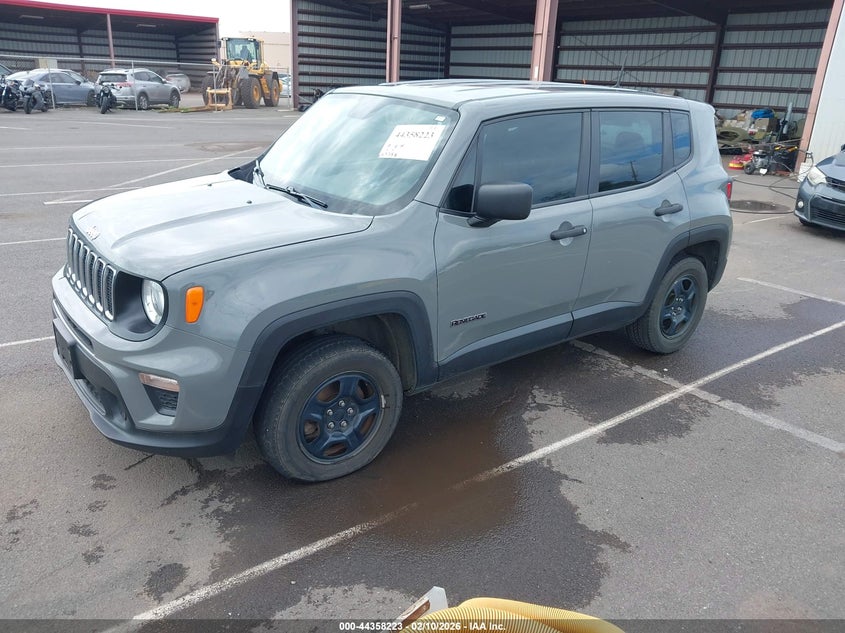 2020 Jeep Renegade VIN ZACNJBAB4LPL03521 IAAI salvage auction — SIDE, Clear (Hawaii), sold $2,800 on 2026-07-17 (photo 2)