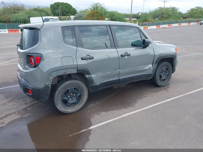2020 Jeep Renegade VIN ZACNJBAB4LPL03521 IAAI salvage auction — SIDE, Clear (Hawaii), sold $2,800 on 2026-07-17 (photo 4)