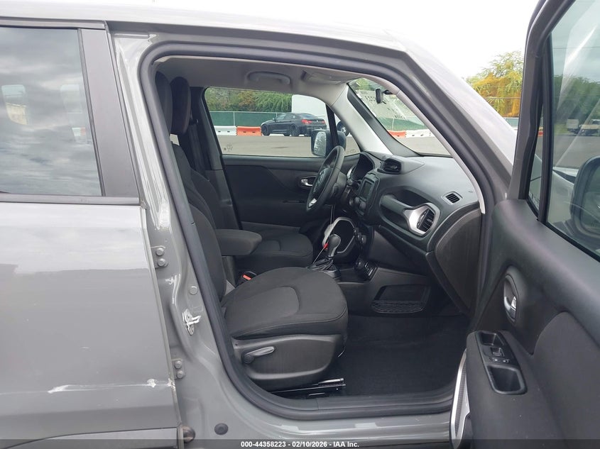 2020 Jeep Renegade VIN ZACNJBAB4LPL03521 IAAI salvage auction — SIDE, Clear (Hawaii), sold $2,800 on 2026-07-17 (photo 5)