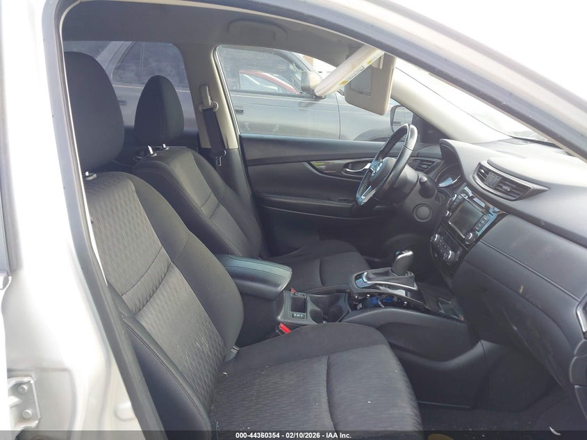 2020 Nissan Rogue VIN JN8AT2MT6LW013868 IAAI salvage auction — FRONT END, Salvage Title, sold $1,400 on 2026-07-20 (photo 5)