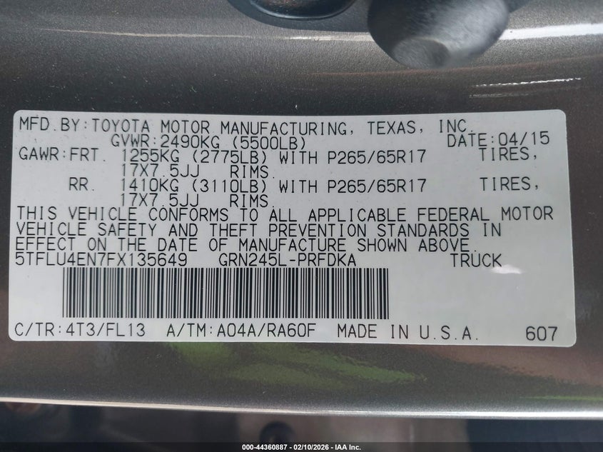 2015 Toyota Tacoma VIN 5TFLU4EN7FX135649 IAAI salvage auction — RIGHT SIDE, Clear (Hawaii), sold $8,275 on 2026-07-28 (photo 9)
