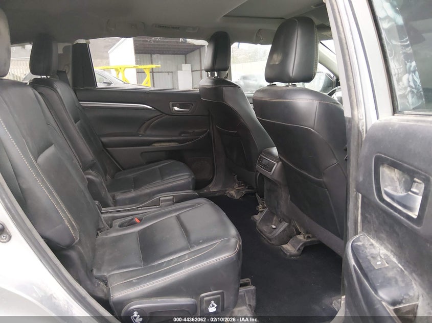 2018 Toyota Highlander VIN 5TDDGRFHXJS044617 IAAI salvage auction — FRONT END, Salvage Title, sold $5,000 on 2026-08-02 (photo 8)