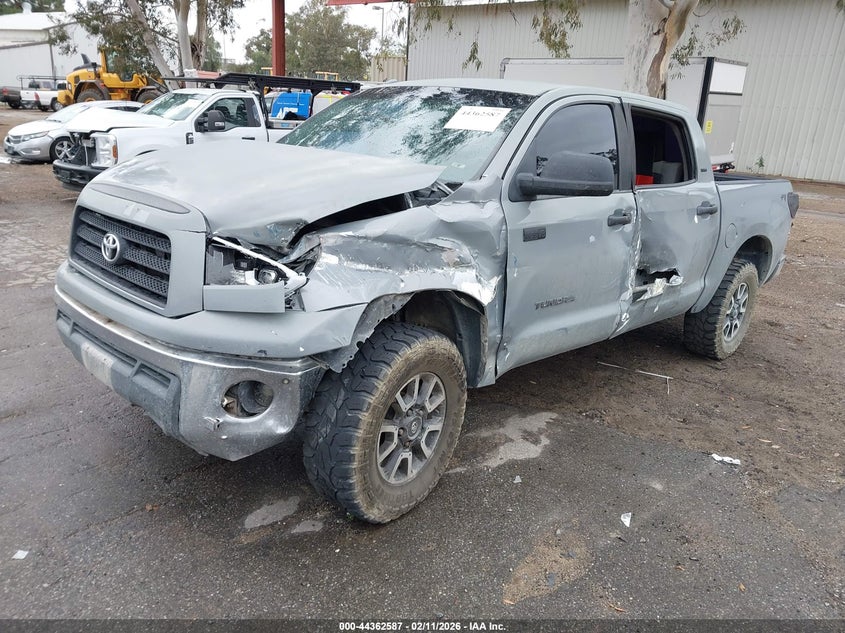 2011 Toyota Tundra VIN 5TFEY5F11BX109217 IAAI salvage auction — LEFT SIDE, Salvage (California), sold $3,350 on 2026-07-14 (photo 2)